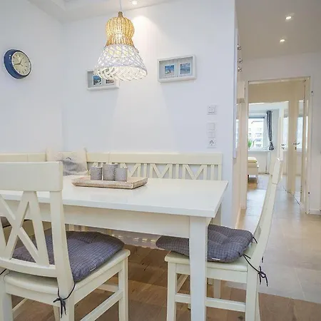 Kompass-1-1 Apartment